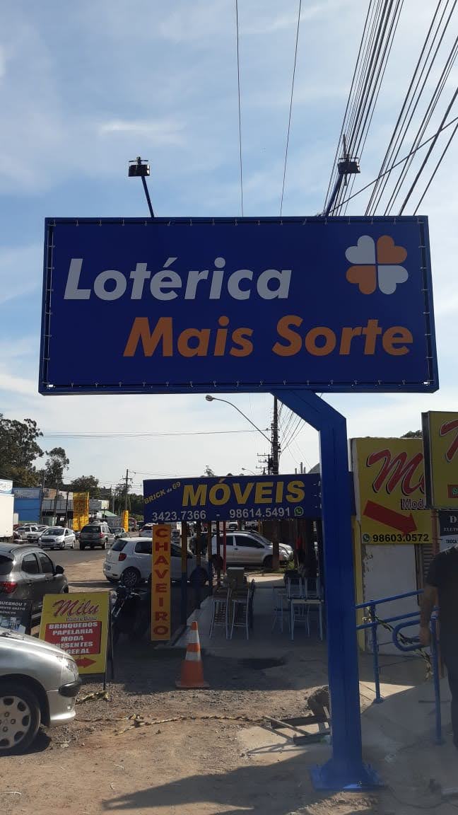 Letras caixa Resolve Tecnologia